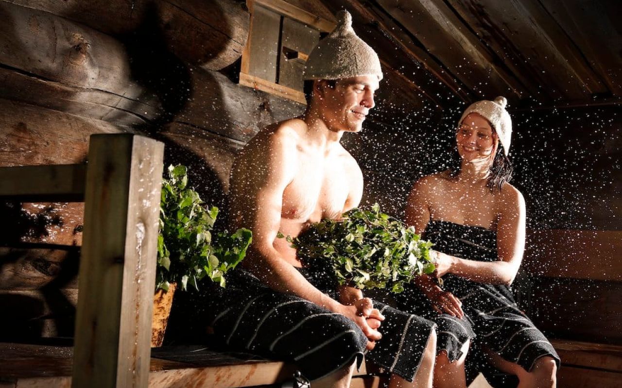 Sauna Experiences at Iisakki Village