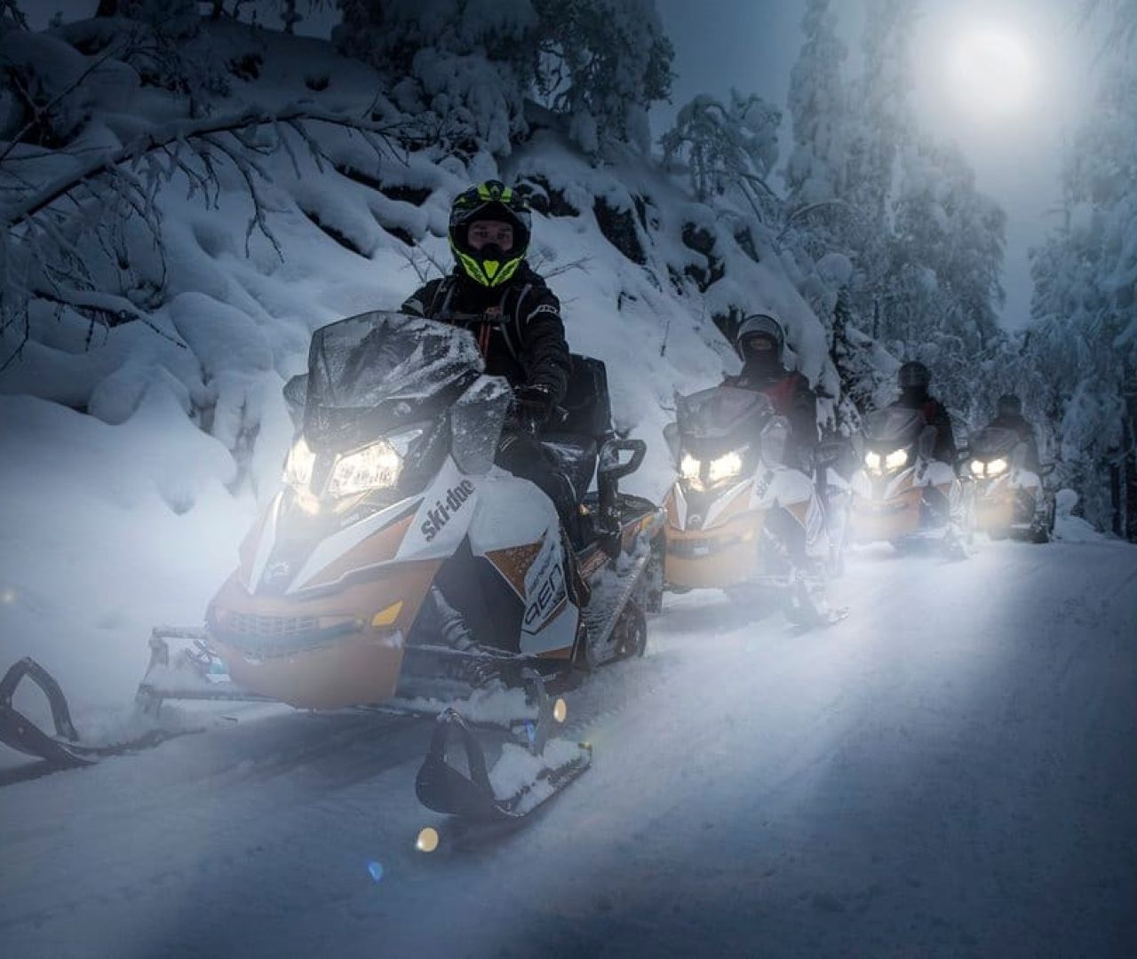 Snowmobiling in Ruka with Ruka Safaris