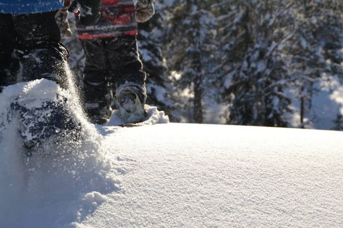 Snowshoeing in Ruka